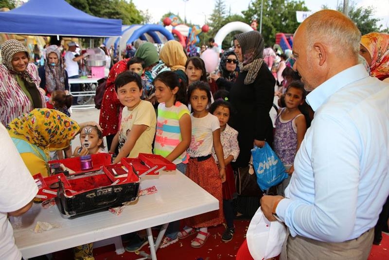 Karaman Belediyesi Çocuk Şenliği Başladı 12