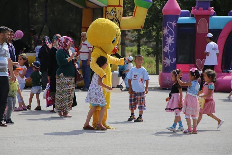 Karaman Belediyesi Çocuk Şenliği Başladı 13
