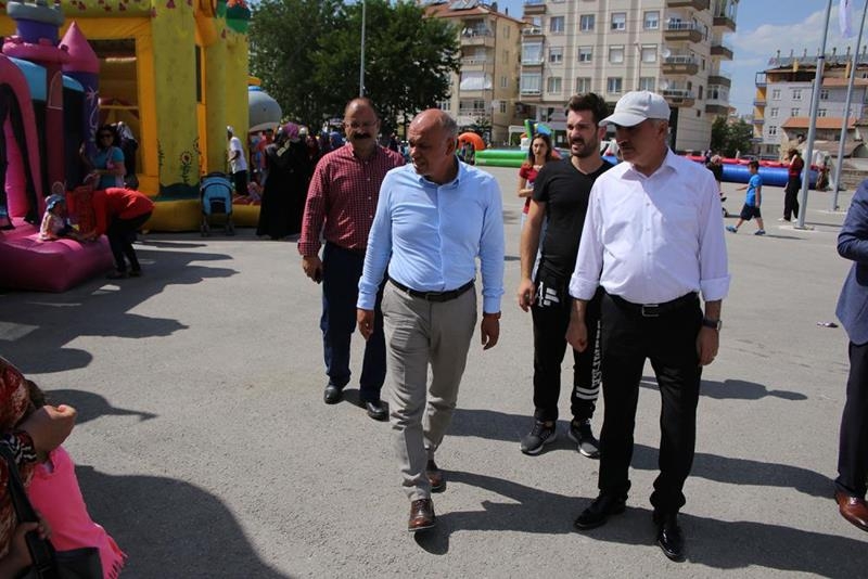 Karaman Belediyesi Çocuk Şenliği Başladı 8