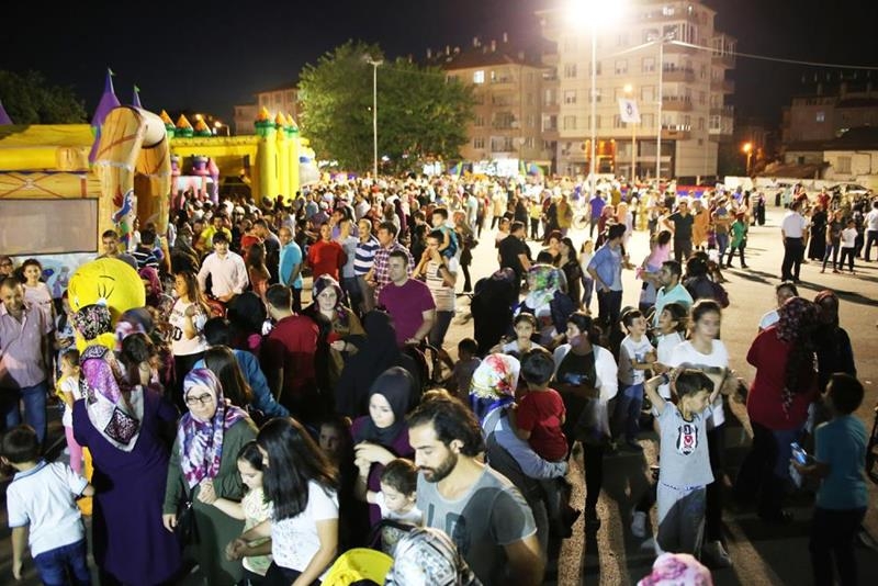 Çocuk Şenliği İlk Günden Büyük İlgi Çekti 11