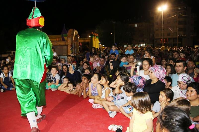 Çocuk Şenliği İlk Günden Büyük İlgi Çekti 14