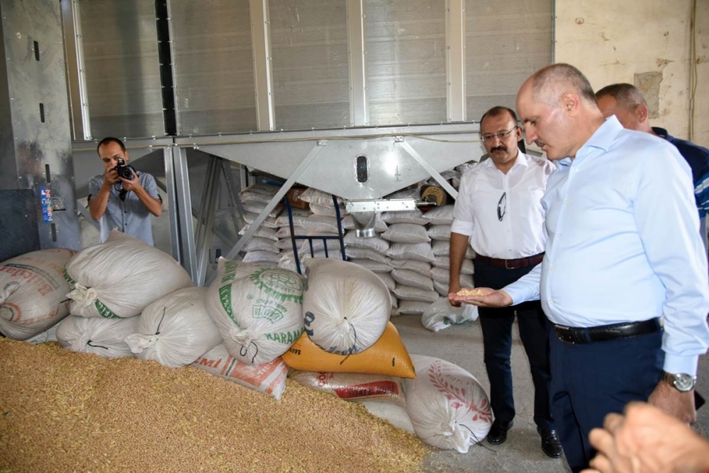 Vali Meral Ticaret Borsası Esnafını Ziyaret Etti 4