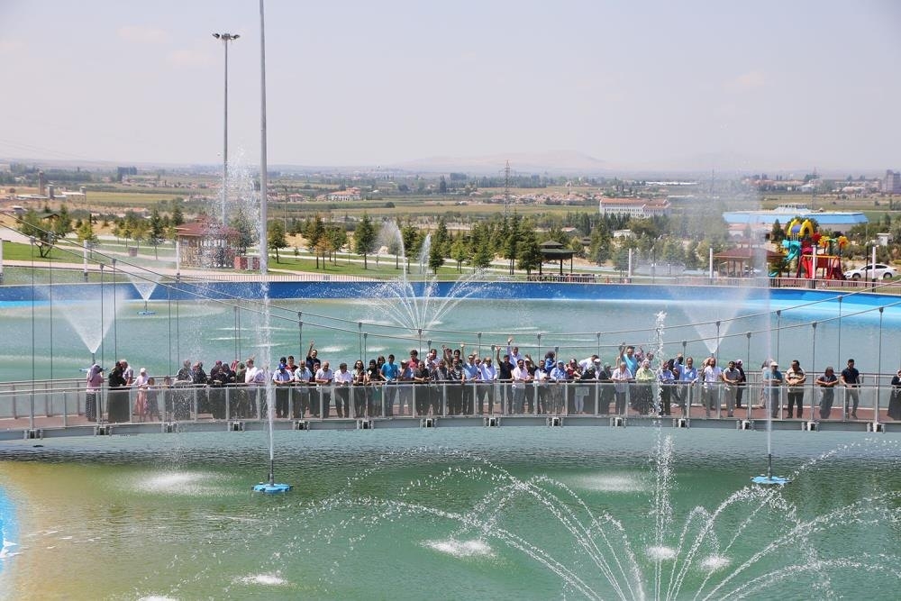 Vali Fahri  Meral Ve Başkan Çalışkan Karamanlı Gurbetcileri Ağırladı 17
