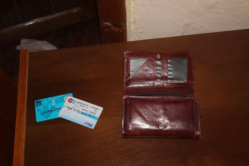 Maskeli 2 Soyguncu Yaşlı Kadına Kabusu Yaşattı 6