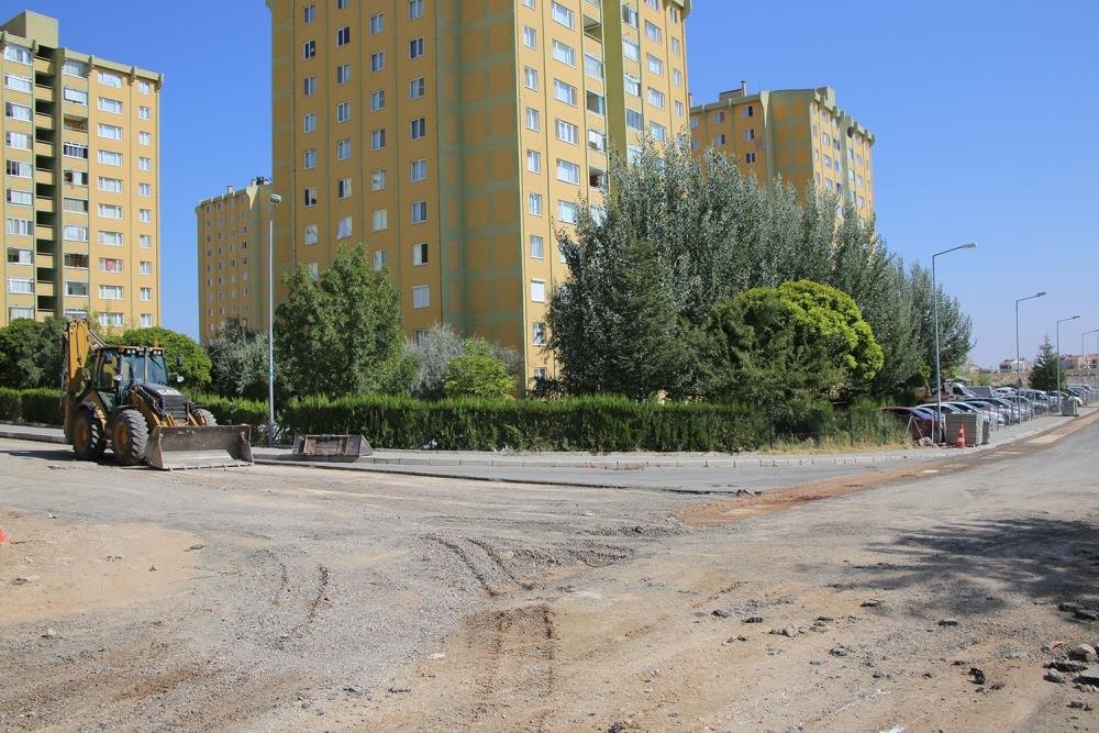 Asfalt Çalışmaları Sürüyor 13