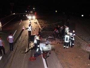 Karaman’da Otomobiller Çarpıştı: 2 Ölü, 4 Yaralı