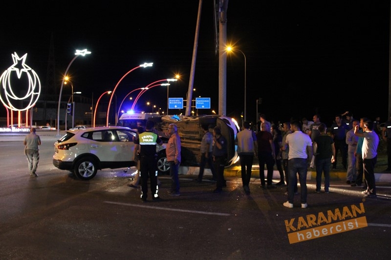 Karaman’da Trafik Kazasında Polis Otosu Yan Yattı 8
