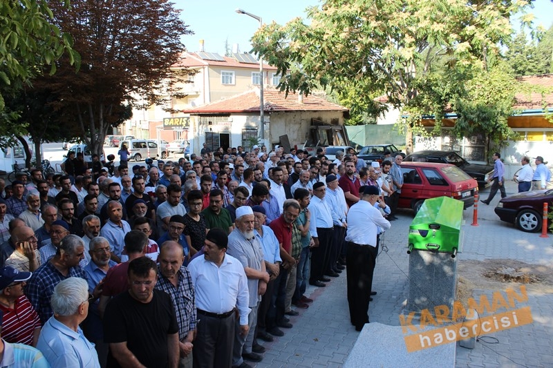 Merhum Özakın İçin Son Görev 9