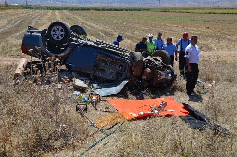 Karaman'da Tatil Dönüşü Kaza 1 Ölü 9