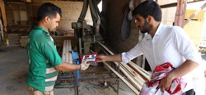 Belediye Vatandaşlara Binlerce Bayrak Dağıttı 1