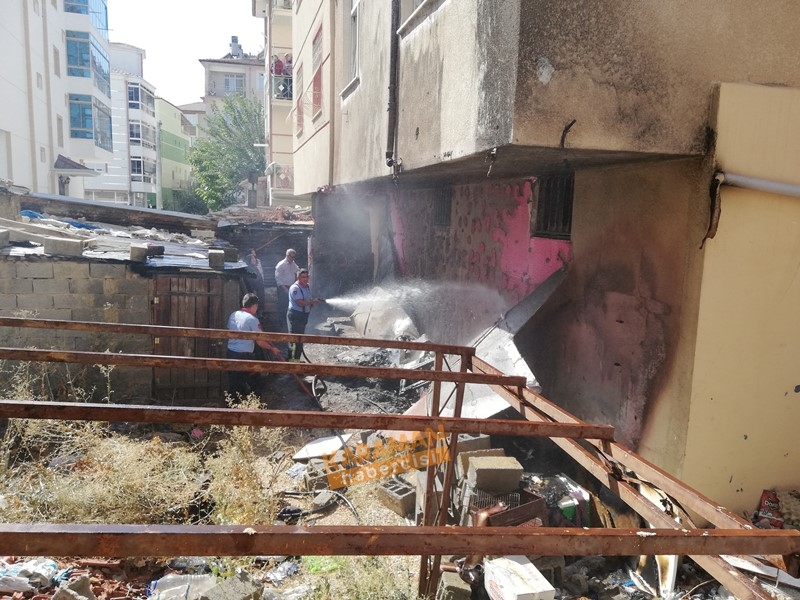 Karaman'da Tutuşan Odunlar Vatandaşları Sokağa Döktü 4