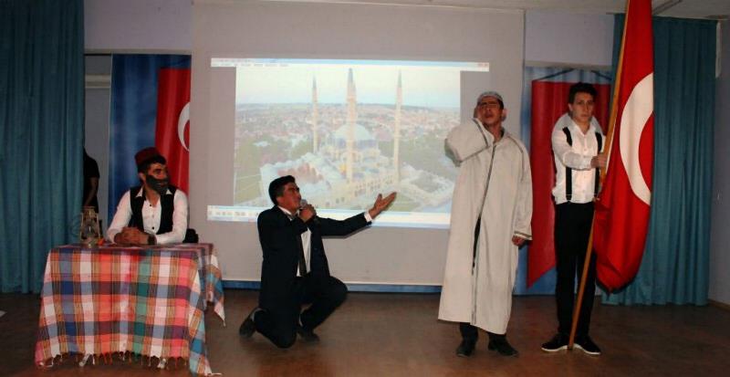 İstiklal Marşını Güzel Okuma Yarışması 11