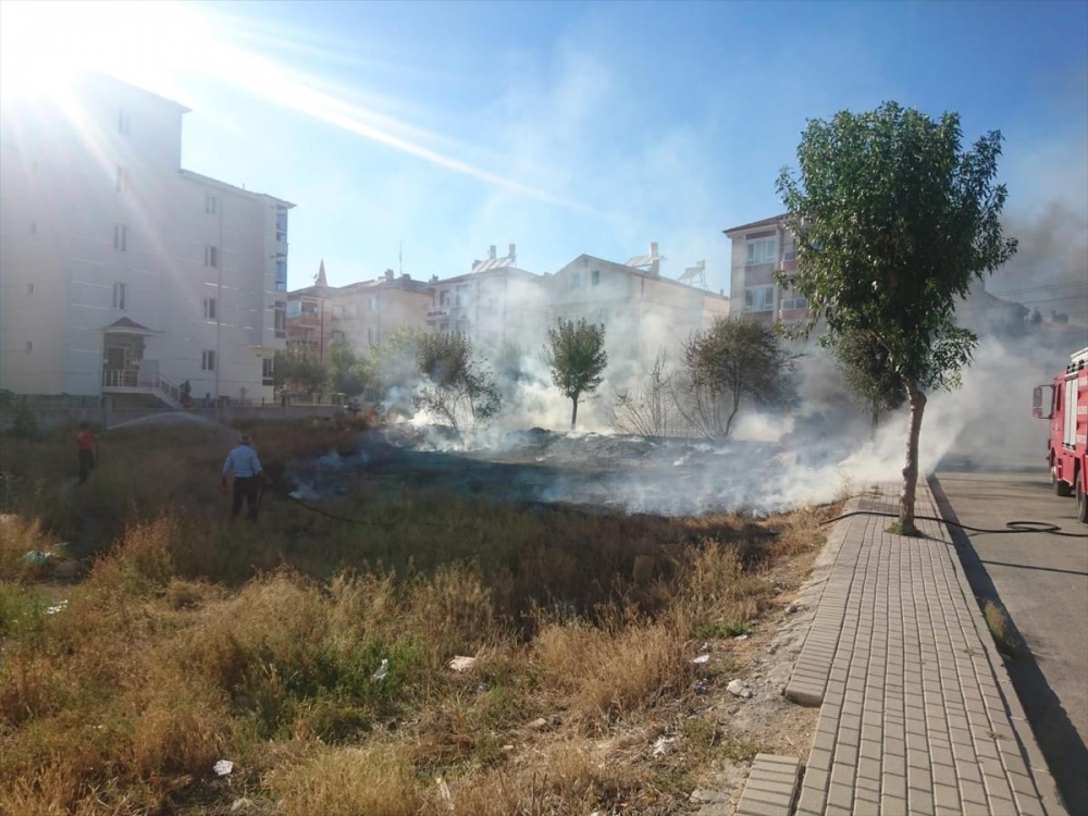 Karaman'da Ot Yangını 7