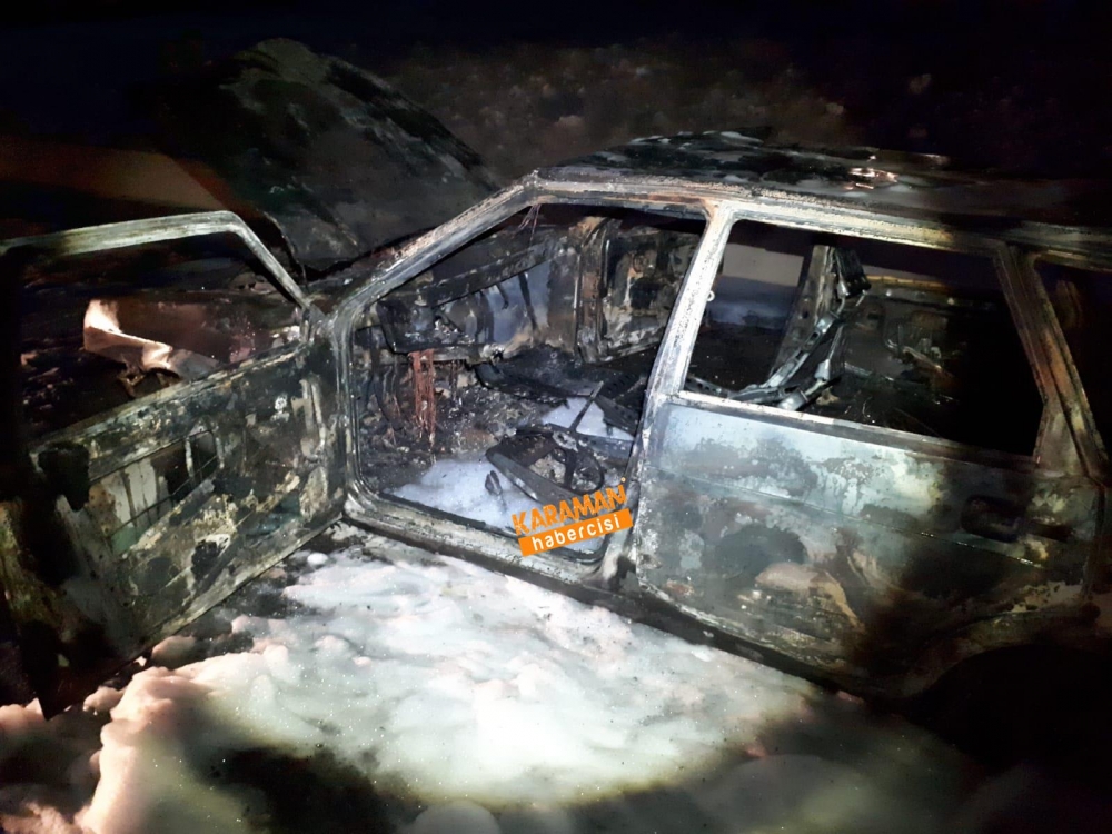 Karaman'da Otomobil Alev Aldı 15