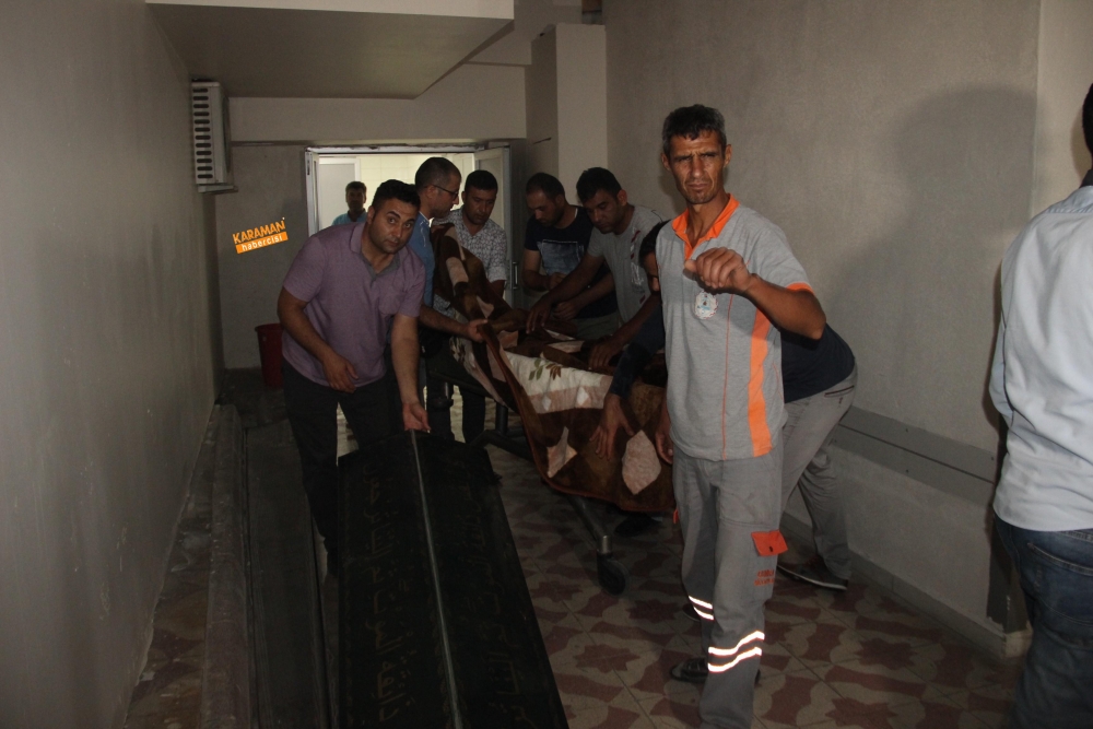 Genç anne, 8 aylık bebeği kucağında toprağa verildi 5