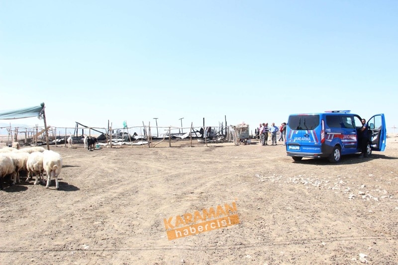 Karaman'da Ahır Yangını 3
