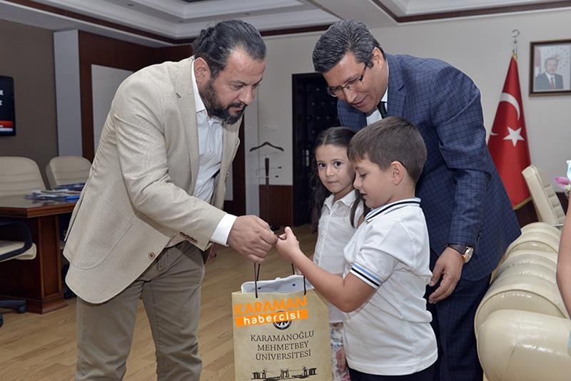 Rektör Akgül, Minik Öğrencileri Ağırladı 6