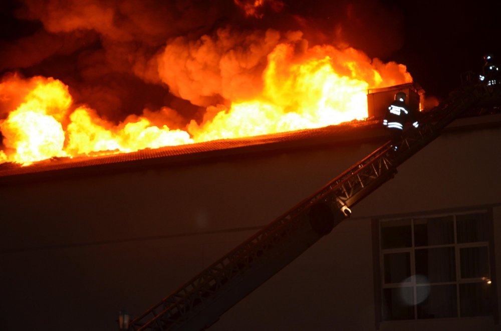 Kız Yurdundaki Yangın Söndürüldü 2