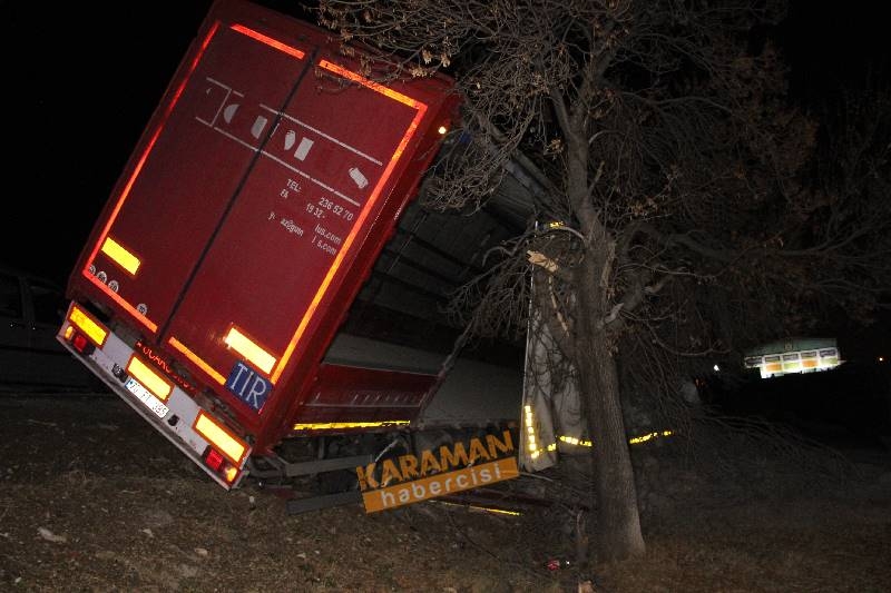 Konya Karaman Yolunda Tır Yoldan Çıktı 2