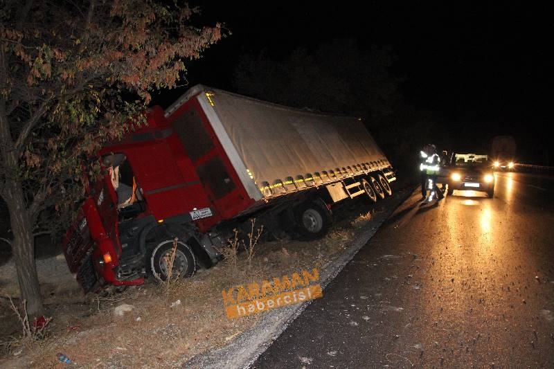 Konya Karaman Yolunda Tır Yoldan Çıktı 6