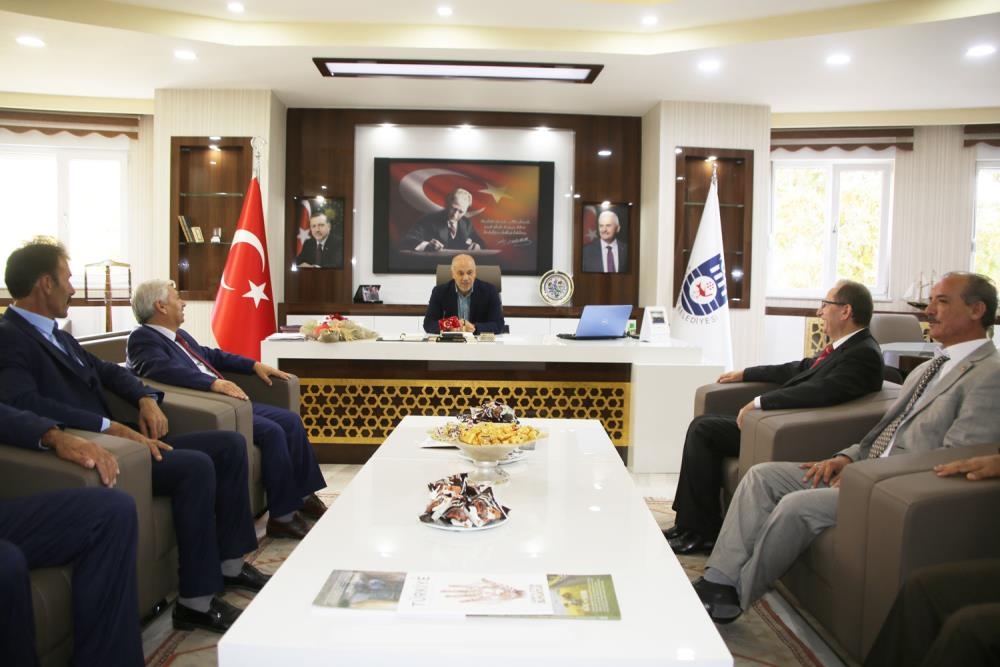 Başkan Çalışkan'a Muhtarlardan Ziyaret 2