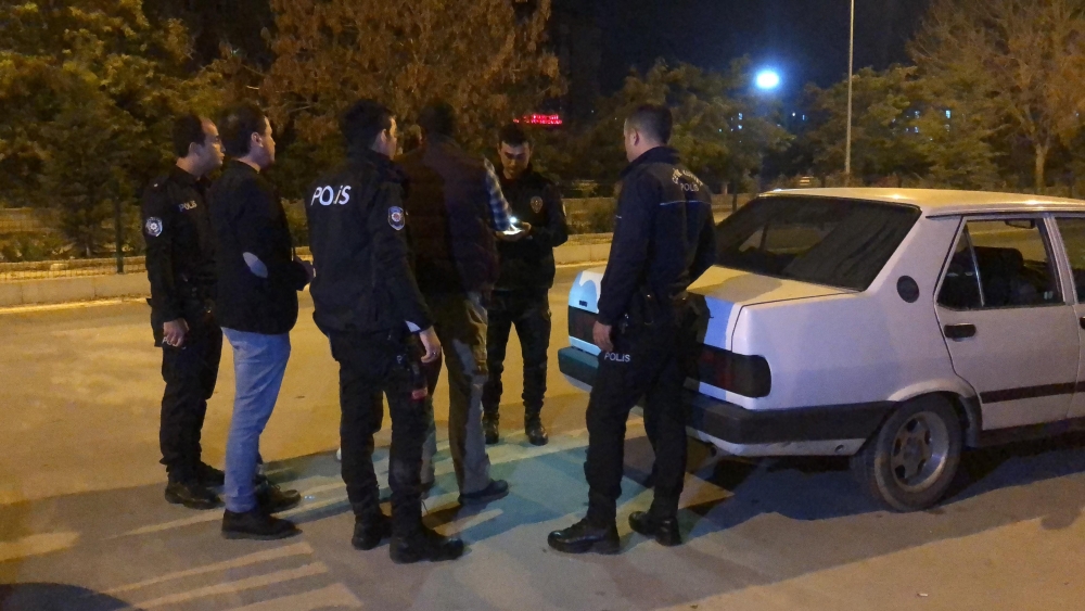 Karaman’da İki Gurup Arasında Bıçaklı Kavga: 3 Yaralı 4