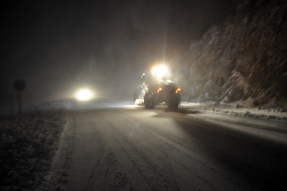 Kar Yağışı Konya-Antalya Karayolunu Trafiğe Kapattı 5