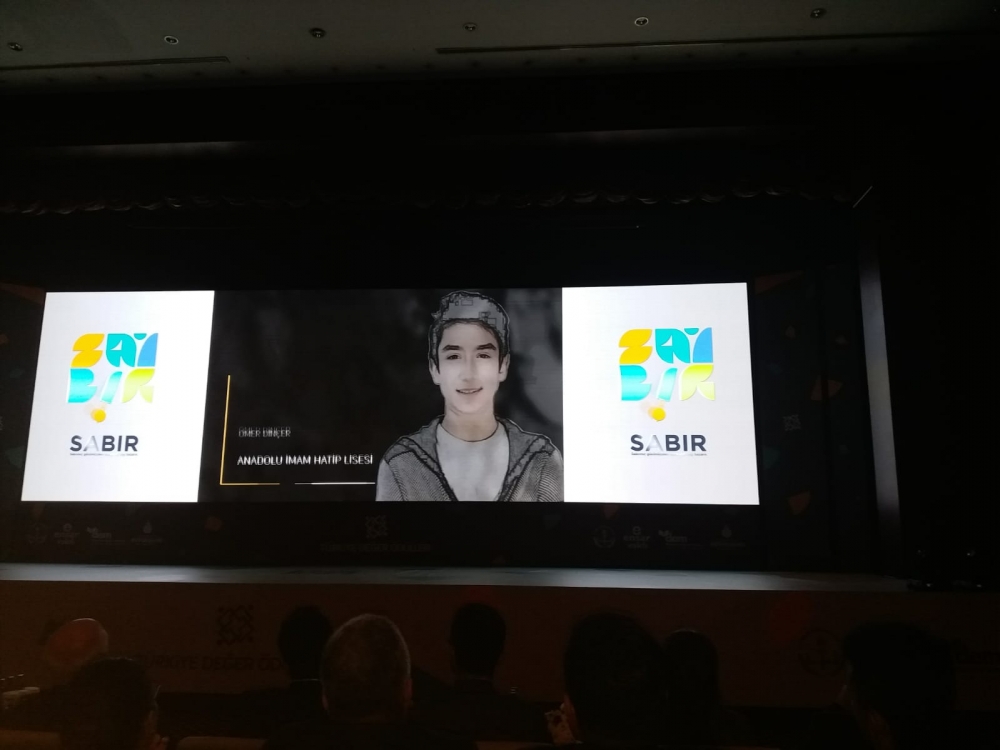 7.Türkiye Değer Ödülleri, Lise Kategorisinde Türkiye Birincisi. 2