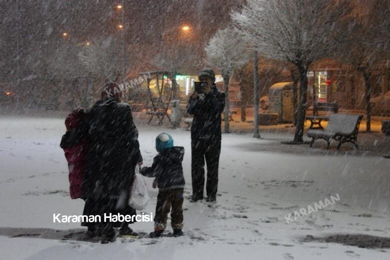 Mart Ayında Karaman'da Kar Yağışı 10