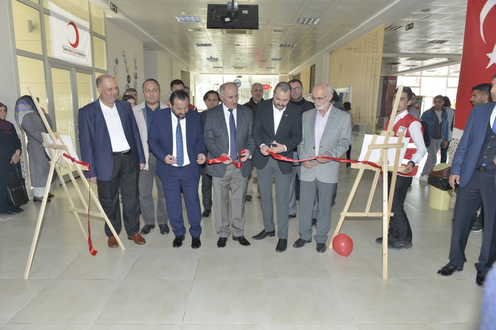 Kızılay Hilal-i Ahmer Sergisi Ve Kan Bağışı Kampanyası Düzenlendi 4