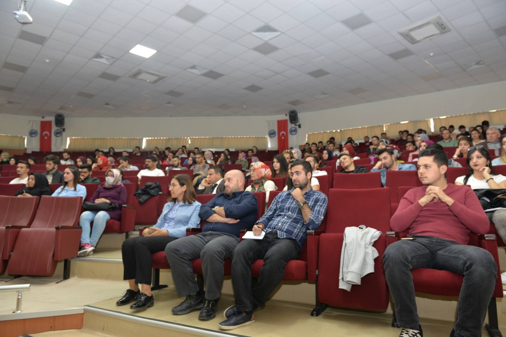 Uluslararası Değişim Programları Bilgilendirme Toplantısı Düzenlendi 4