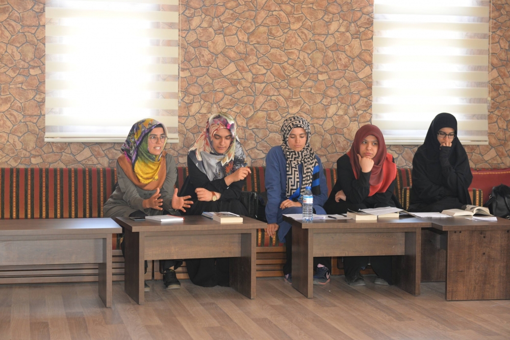 Kmü’de Kitap Tahlili 1