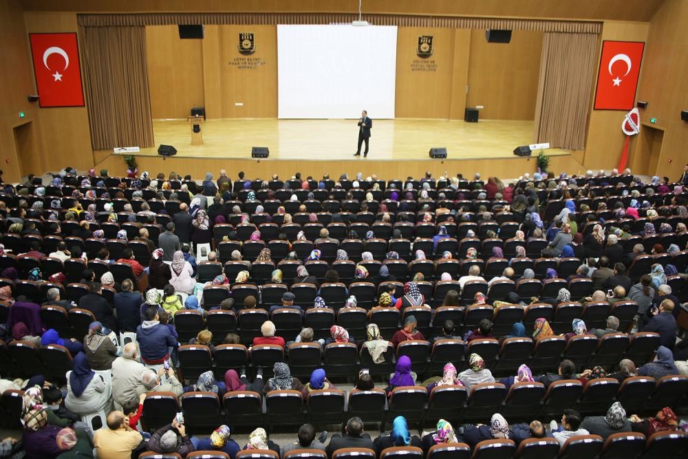 Prof. Dr. Mustafa Karataş Karamanlılarla Buluştu 16