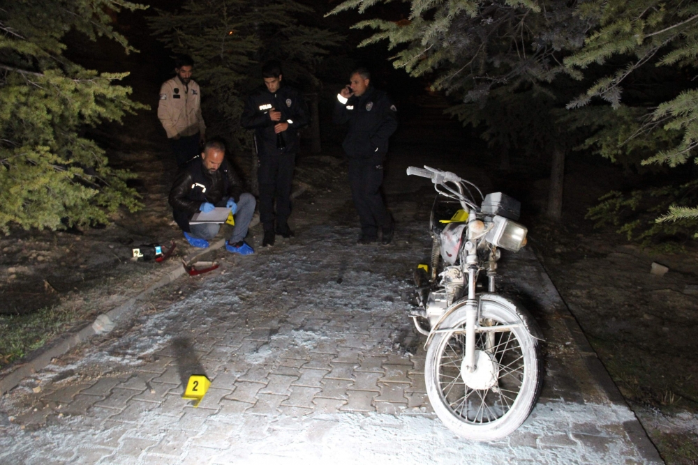 Karaman'da çalıntı motosiklet yanmış halde bulundu 6