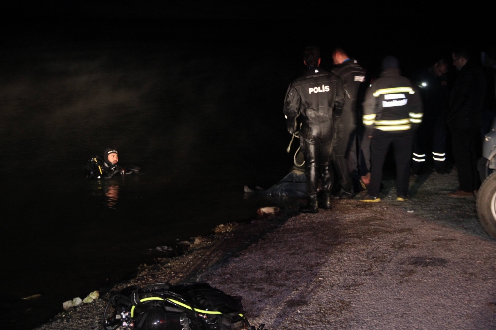 Baraj Gölüne Giren Otomobilin Sürücüsü Boğuldu 5