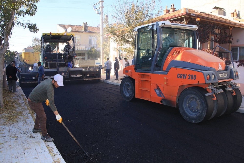 Asfalt Çalışmaları Yeni Mahalle’de 1