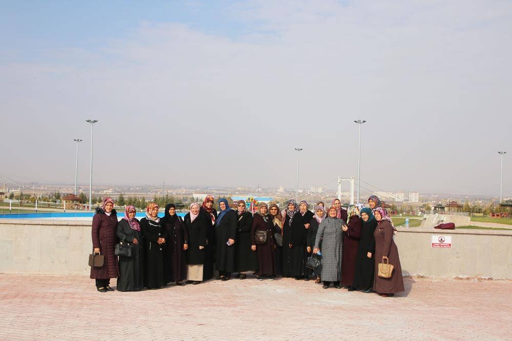 Karamanlı Hanımların Şehir Gezilerine İlgisi Sürüyor 1