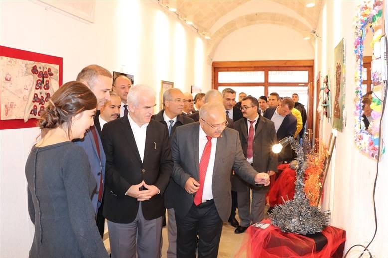 Geri Dönüşüm Malzemeleri Sanata Dönüştü 3