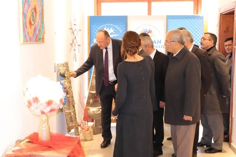 Geri Dönüşüm Malzemeleri Sanata Dönüştü 5