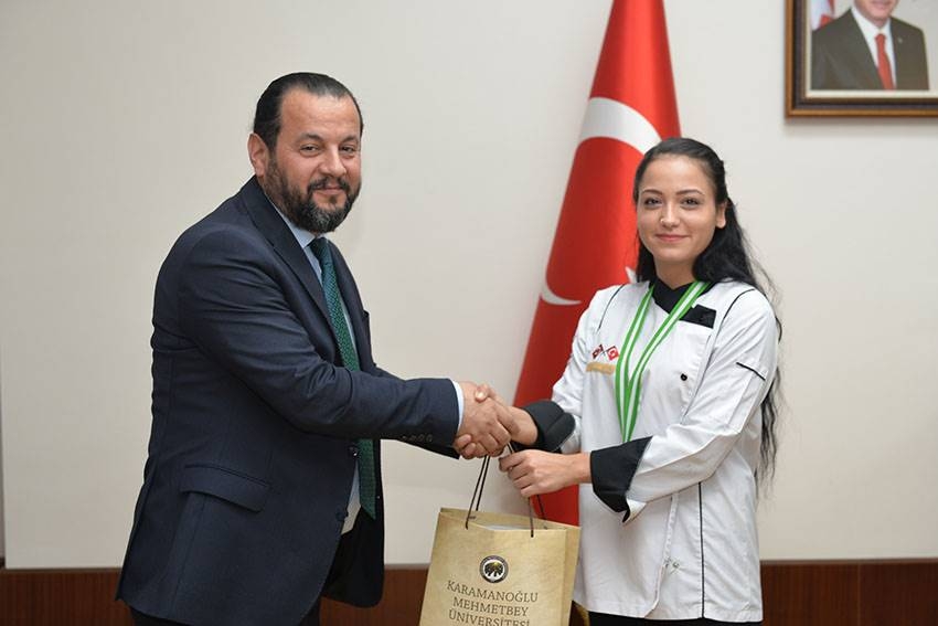 KMÜ Aşçlık Programı Öğrencilerinden Birincilik Ödülü 3