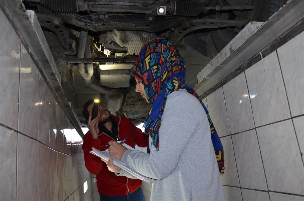 Karamanlık Kadın Girişimciden Oto Bakım Servisi 5