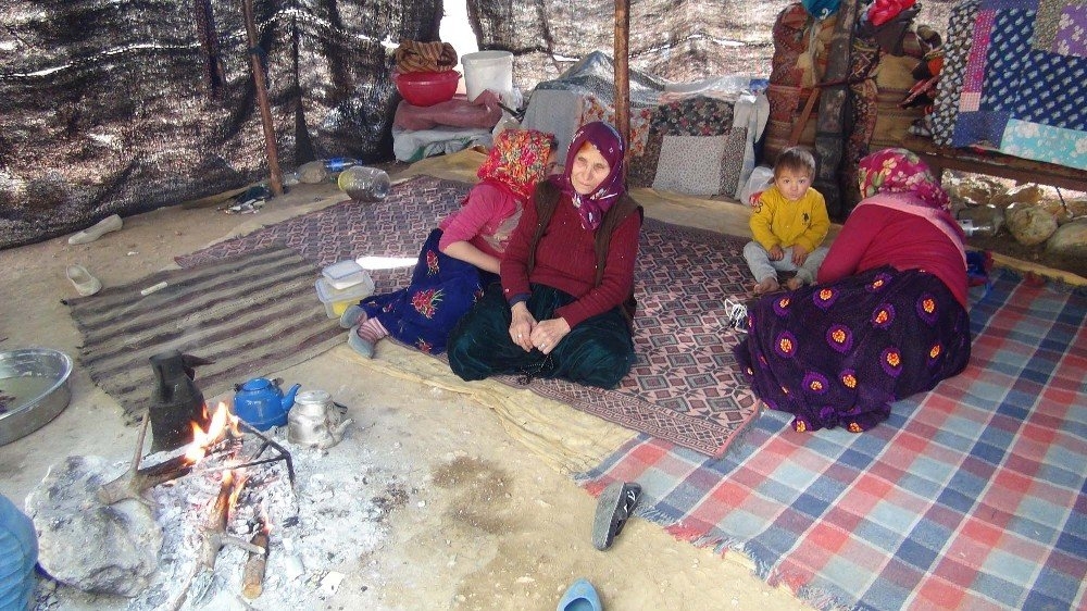 Sarıkeçili Yörük Aile Çamaşır Makinesiyle Tanıştı 6