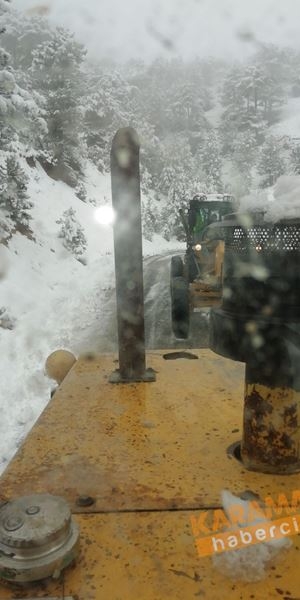 Karaman İl Özel İdaresi’nin Kar Mesaisi Başladı 15