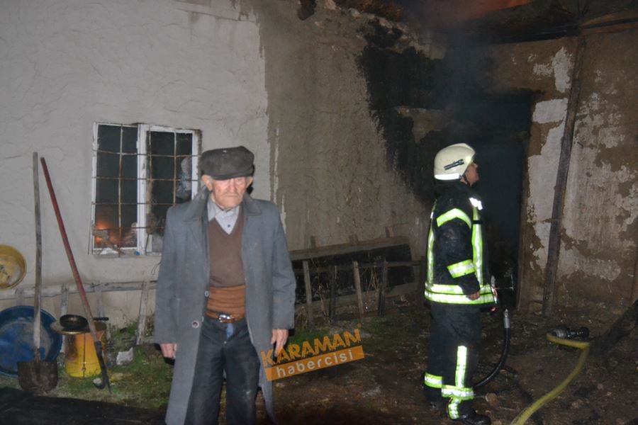 Karaman'da Kerpiç Ev Alevler İçinde Kaldı 8