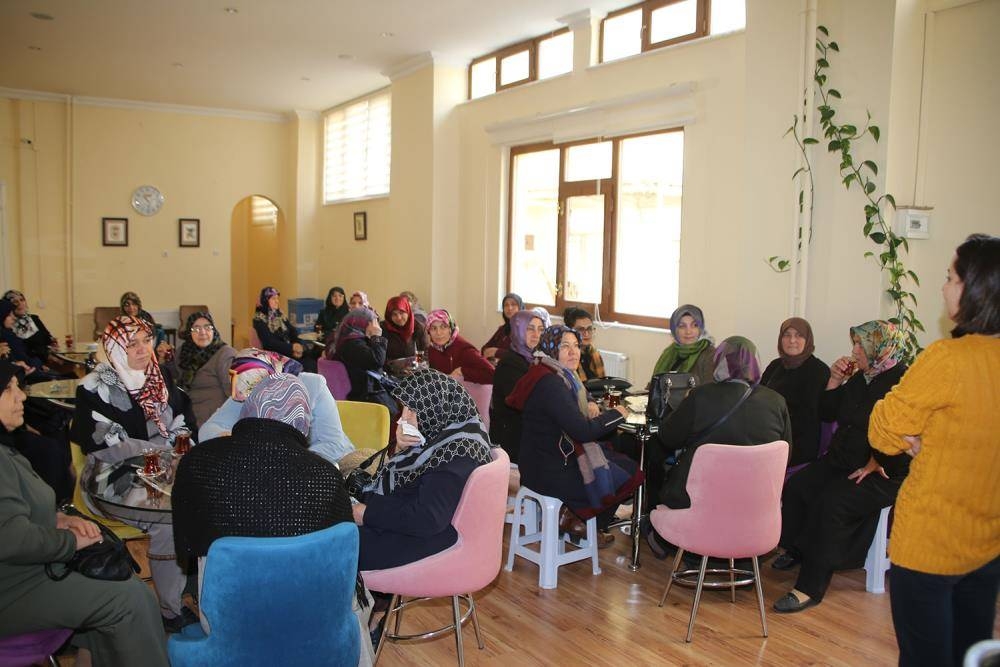 Hanım Gezilerinin Bugünkü Konuğu: Başakşehir Mahallesi 2