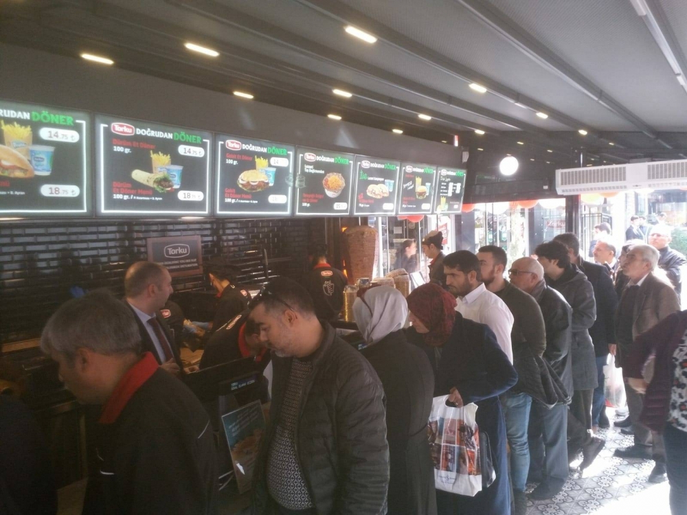 Torku Döner'in Zafer Ve Mithatpaşa Şubesi Hizmete Girdi 4
