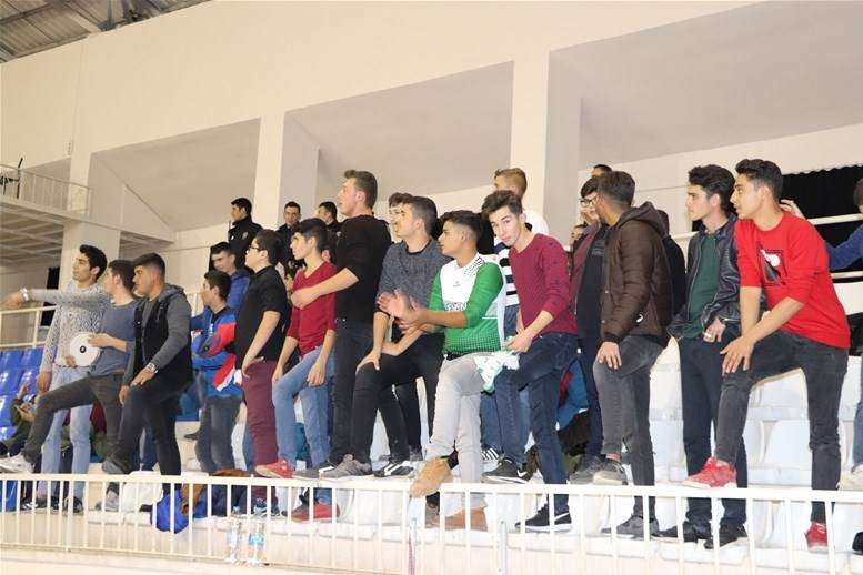 Öğretmenler Günü Voleybol Turnuvası Sona Erdi 13