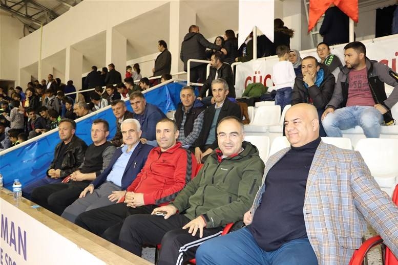 Öğretmenler Günü Voleybol Turnuvası Sona Erdi 18