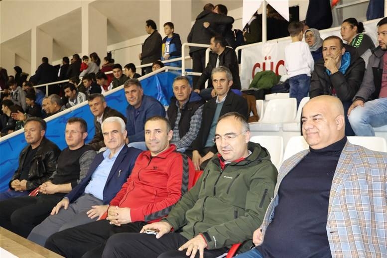 Öğretmenler Günü Voleybol Turnuvası Sona Erdi 19