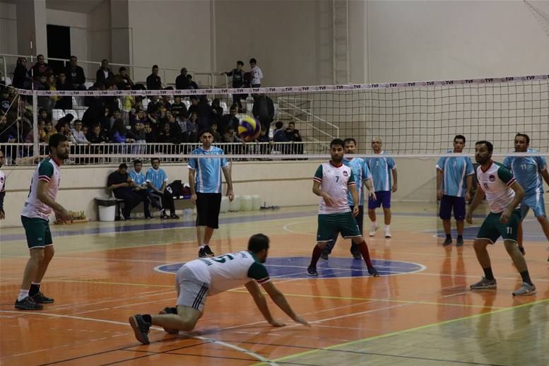 Öğretmenler Günü Voleybol Turnuvası Sona Erdi 4